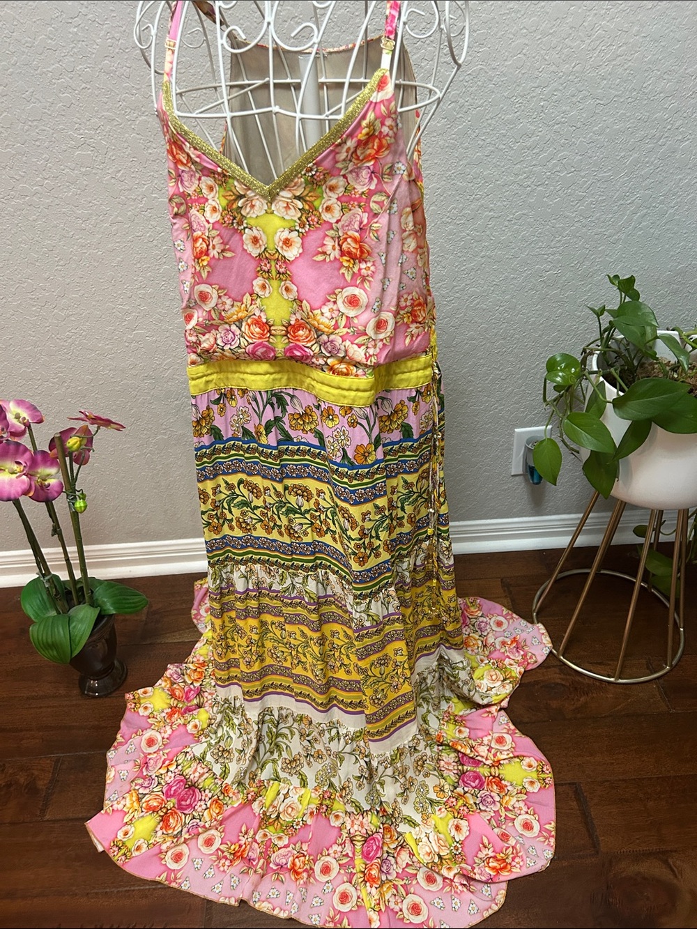 Floral Pink and Yellow Maxi Dress
By Aratta Small